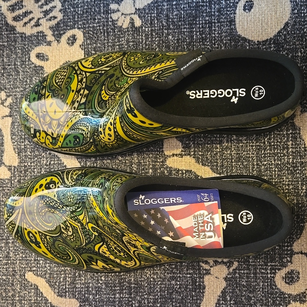 Sloggers Womans Slip On Size 10 NWT
